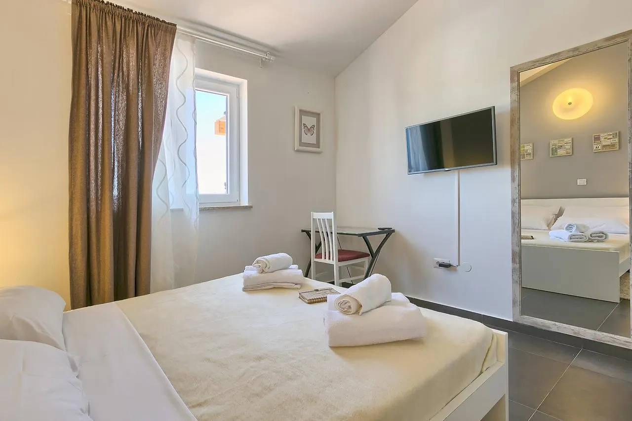 Villa Zminj 1404 Tomisici