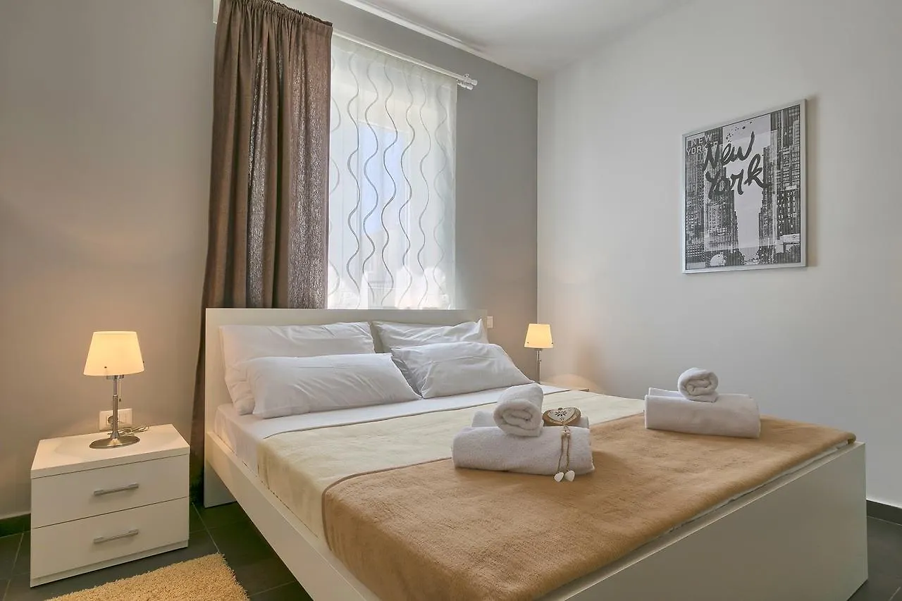 Villa Zminj 1404 Tomisici