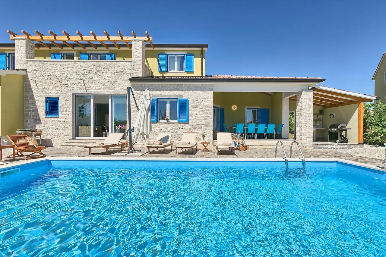 Villa Zminj 1404 Tomisici