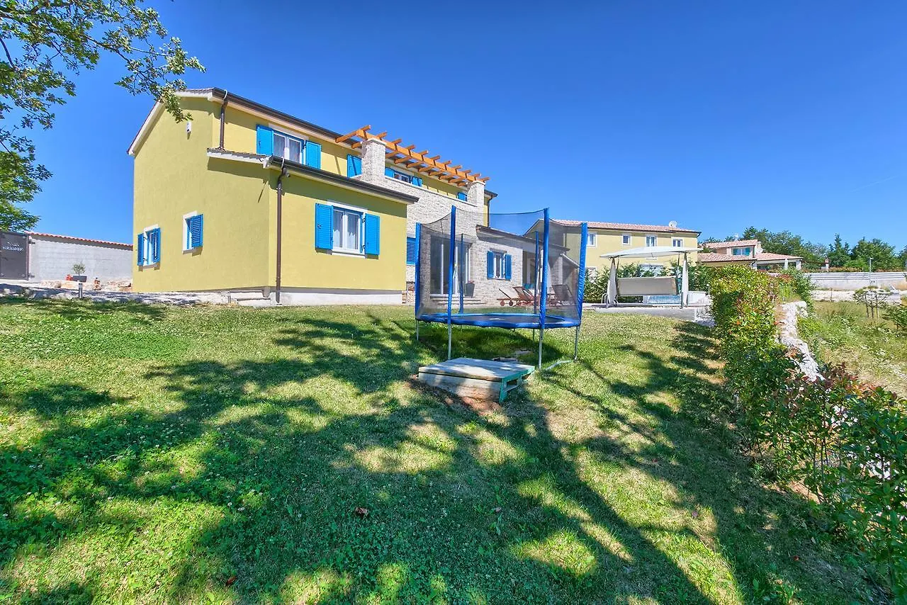 Villa Zminj 1404 Tomisici